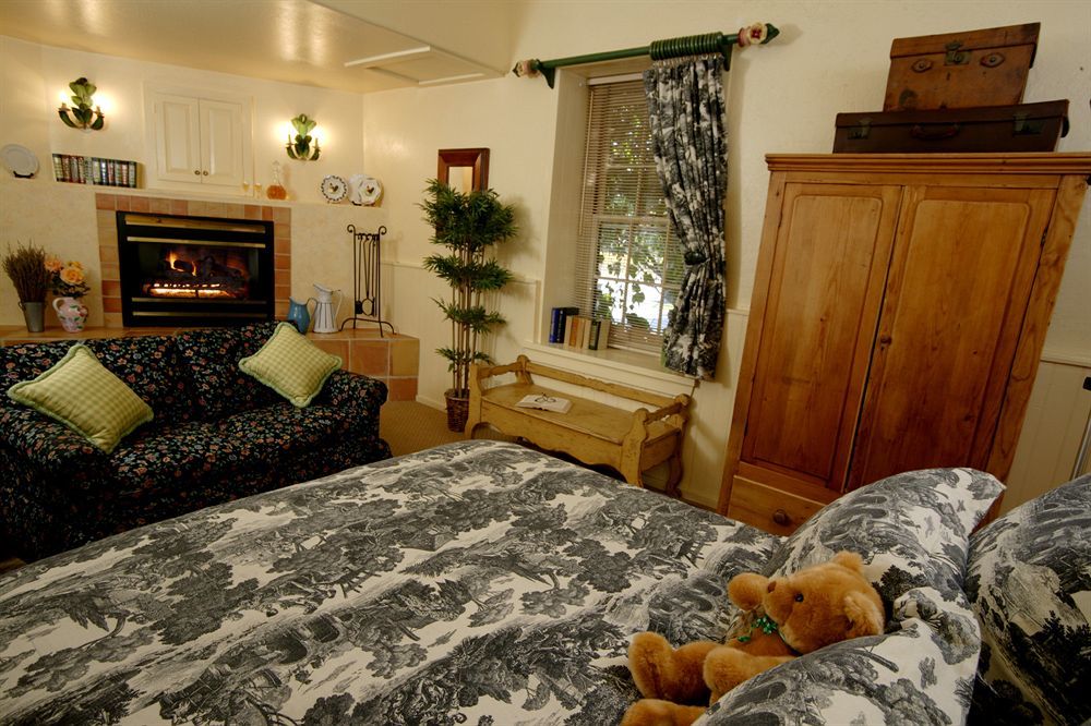 Maison Fleurie, A Four Sisters Inn 4*