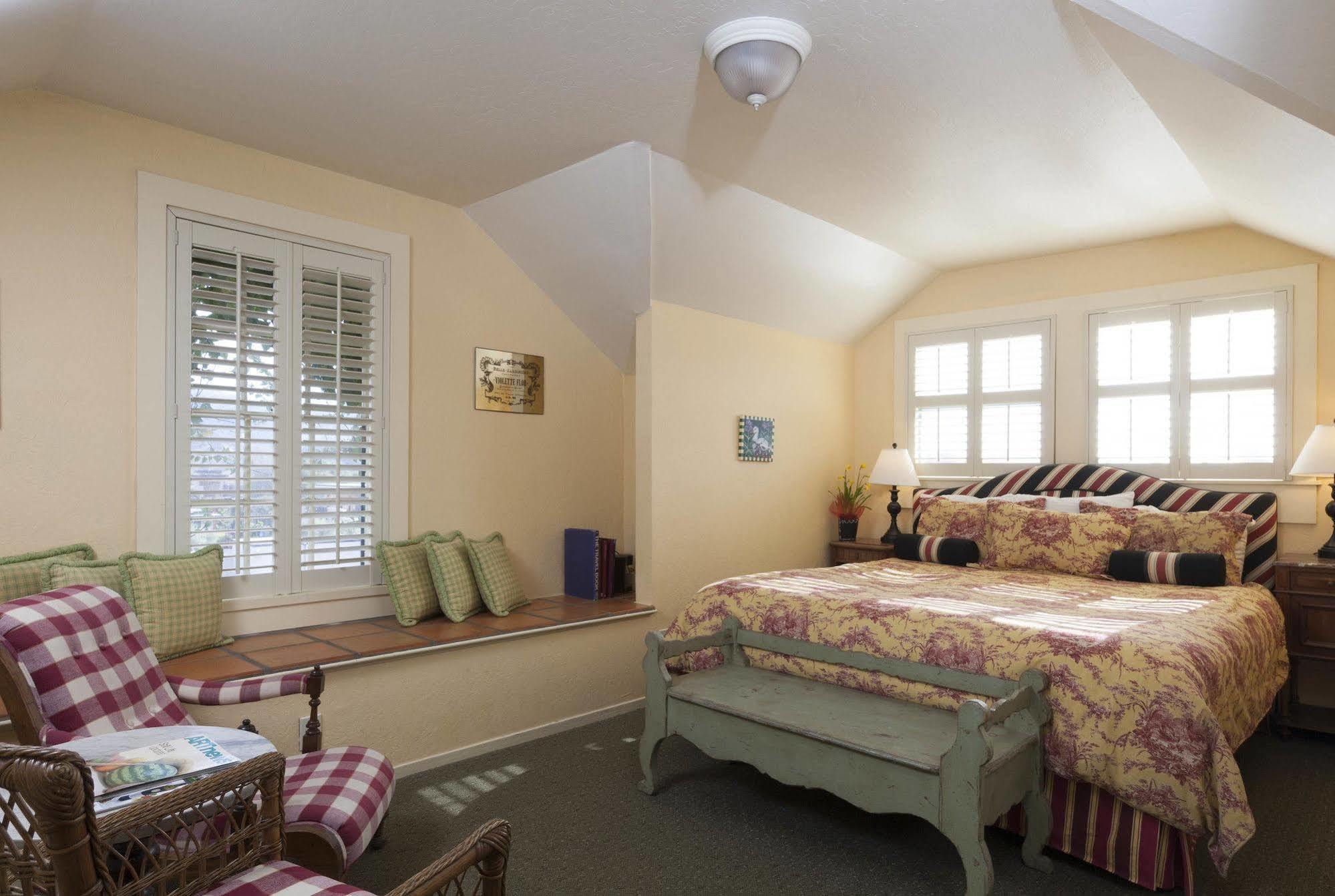 Inn Maison Fleurie, A Four Sisters 4*