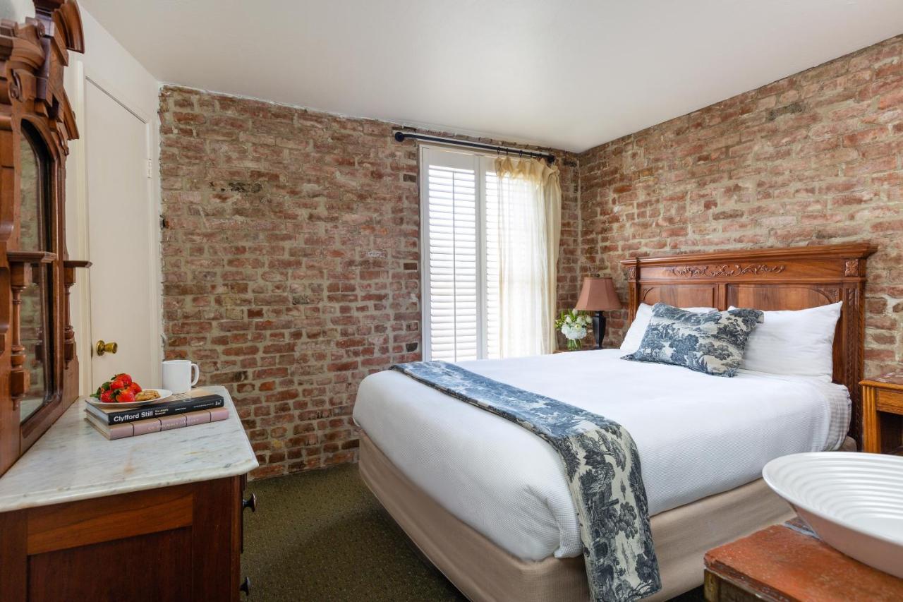 Maison Fleurie, A Four Sisters Inn 4*